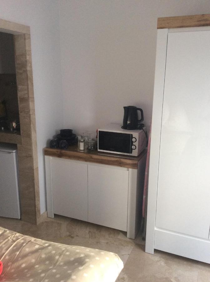 Mika Rooms Raclawicka 144 & Wislicka 3 Studio - Adults Only Warschau Exterior foto
